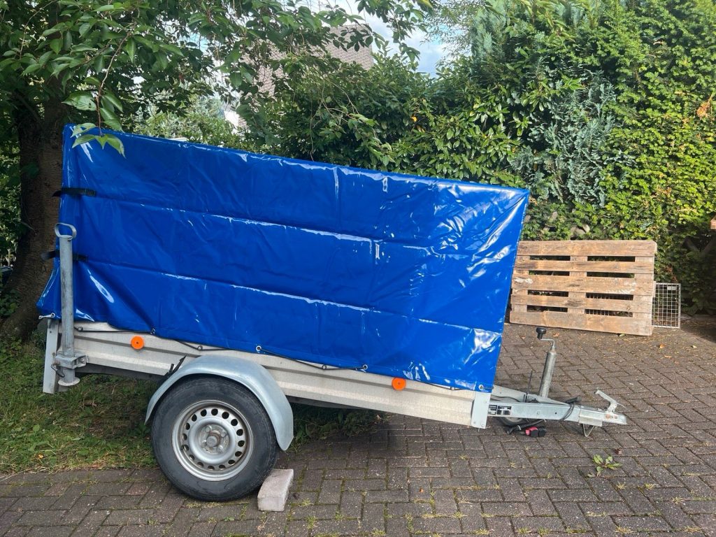 Anhänger online mieten in der Nähe von Siegen