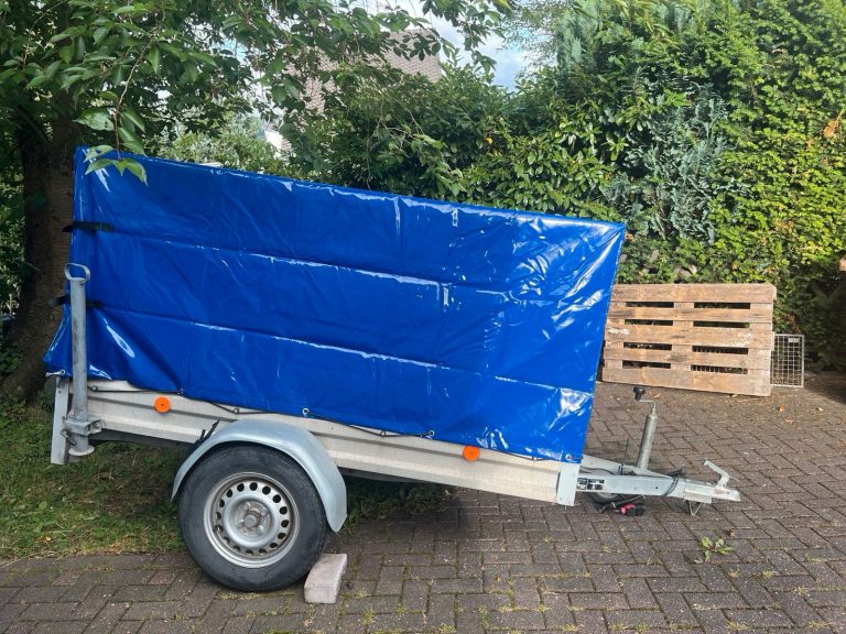 Anhänger online mieten in der Nähe von Siegen
