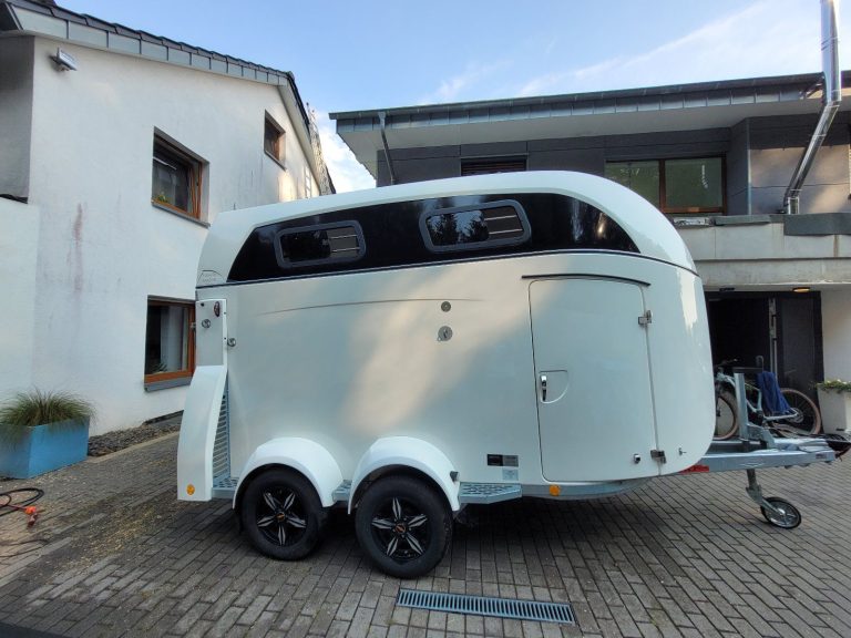 pferdeanhaenger mieten gummersbach