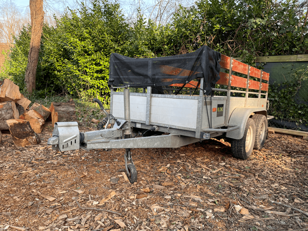 anhaenger gartenarbeiten gartenabfaelle