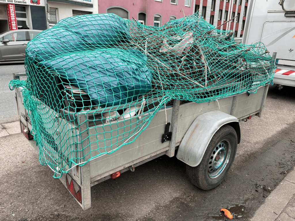 anhaengernetz ladungssicherung transport